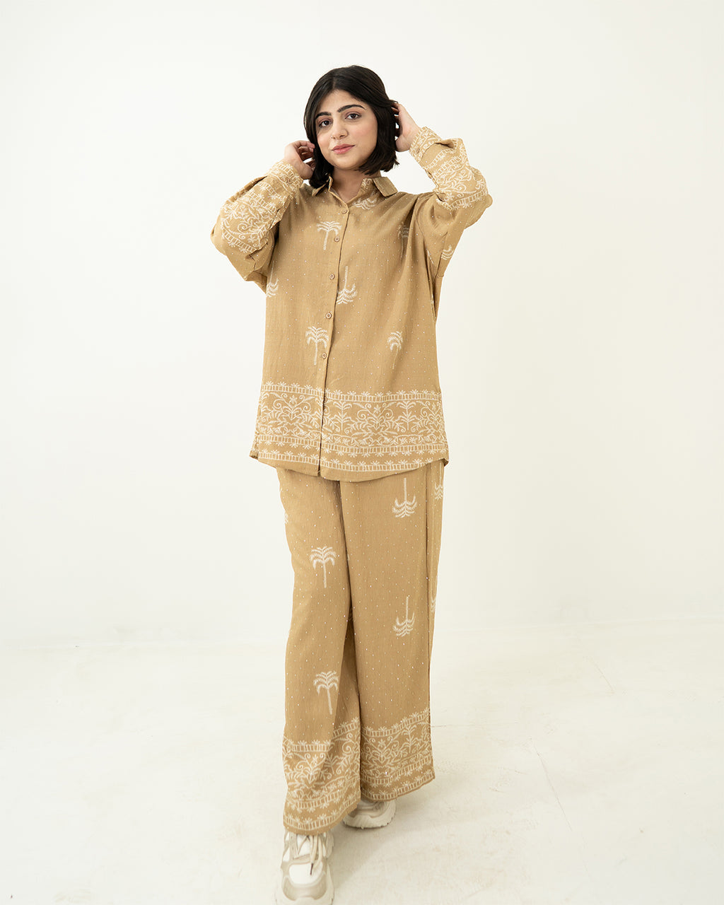 Beige Tropic Island Set