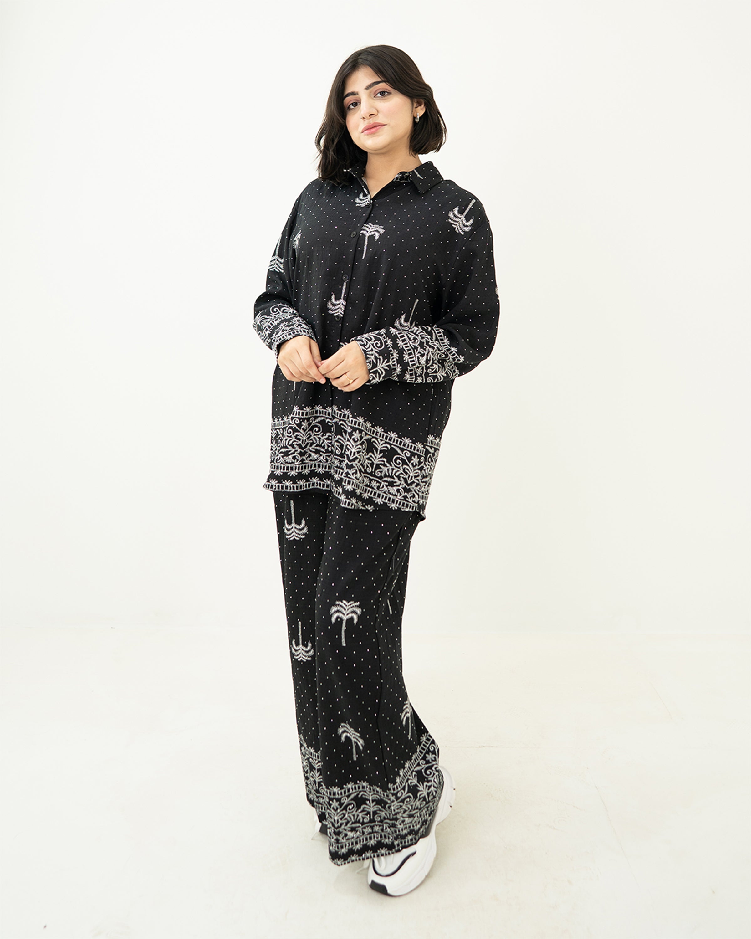 Black Tropic Island Set