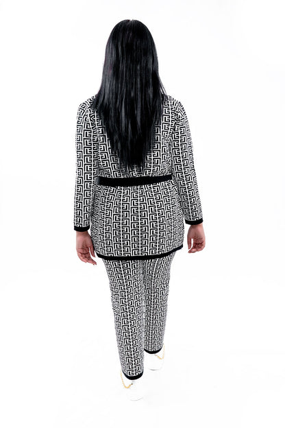 Women's Black and White Geometric Print Cardigan