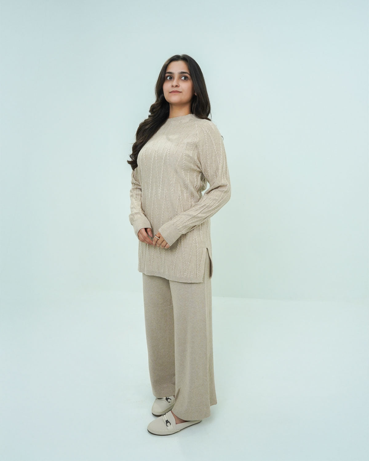 Off White Co-ord Set 2 piece - V Patterned