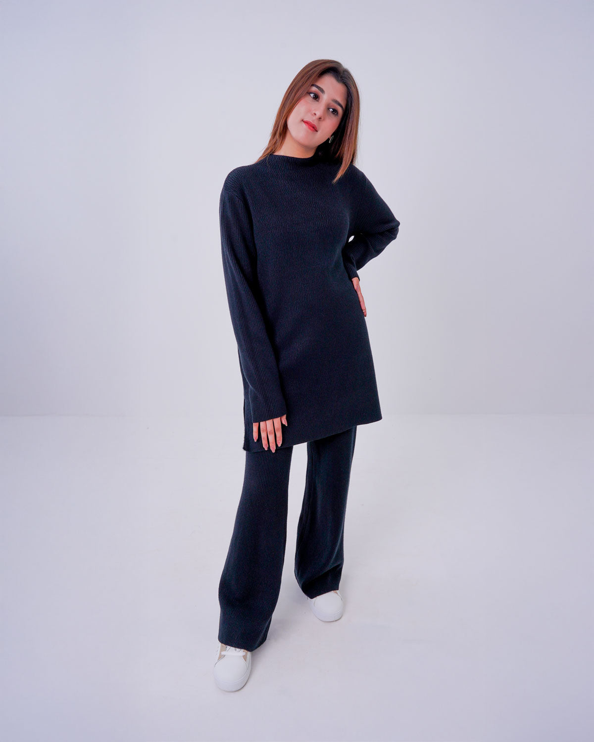 Women’s 2-Piece line pattern Knit Lounge Co-ord Set
