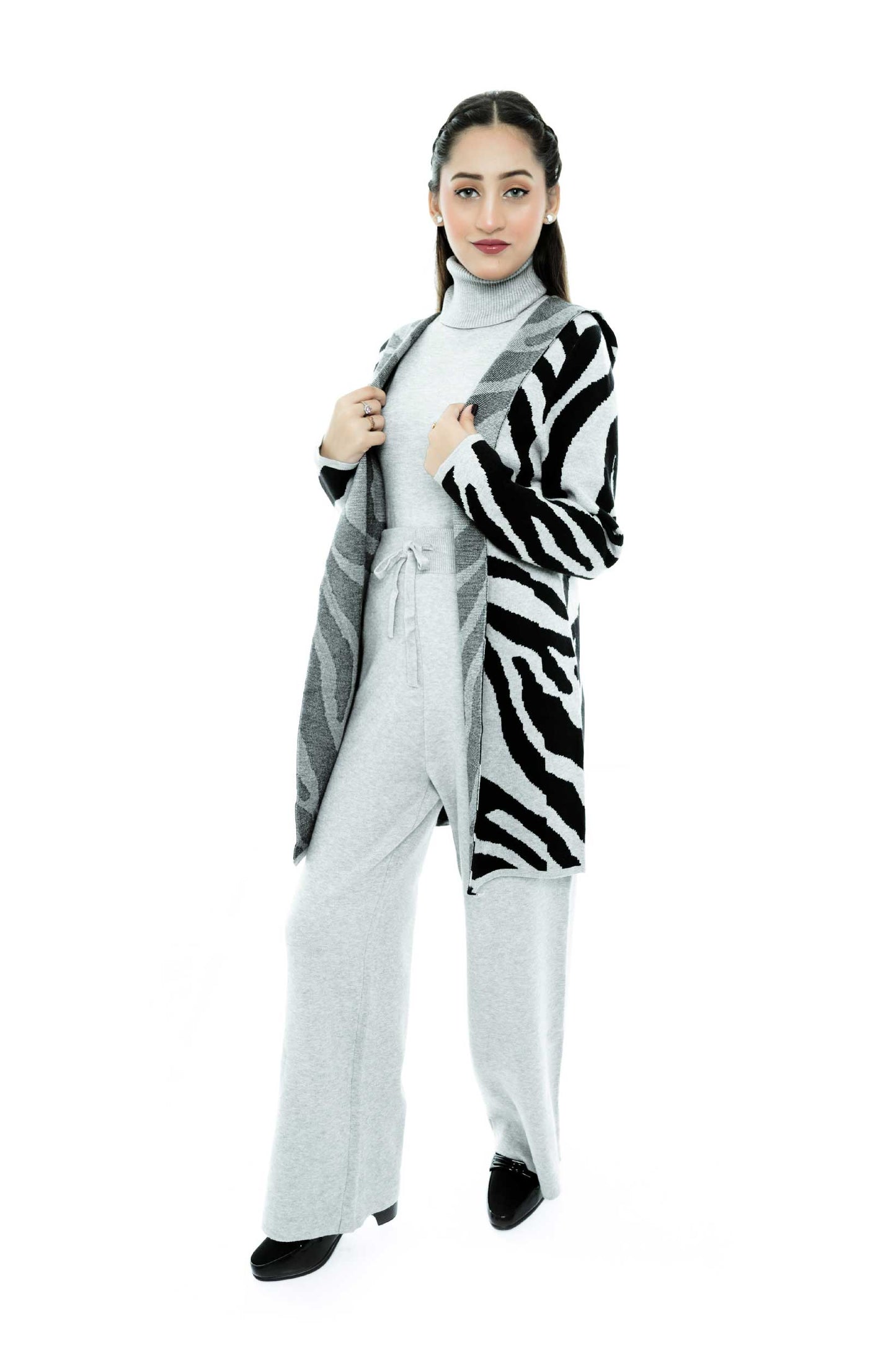 Chic Gray Zebra-Print 3-Piece Set