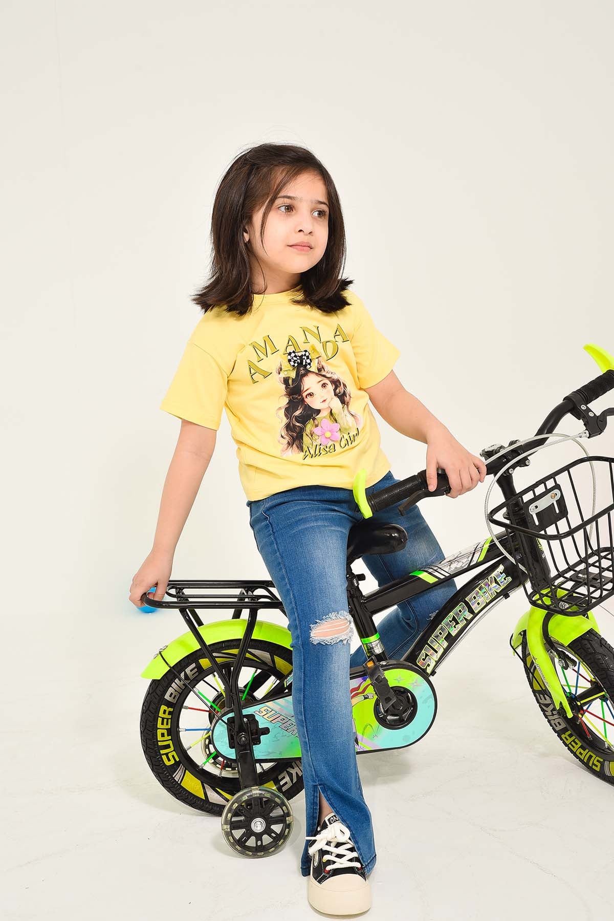 Graphic Print Yellow T-Shirt for Girls