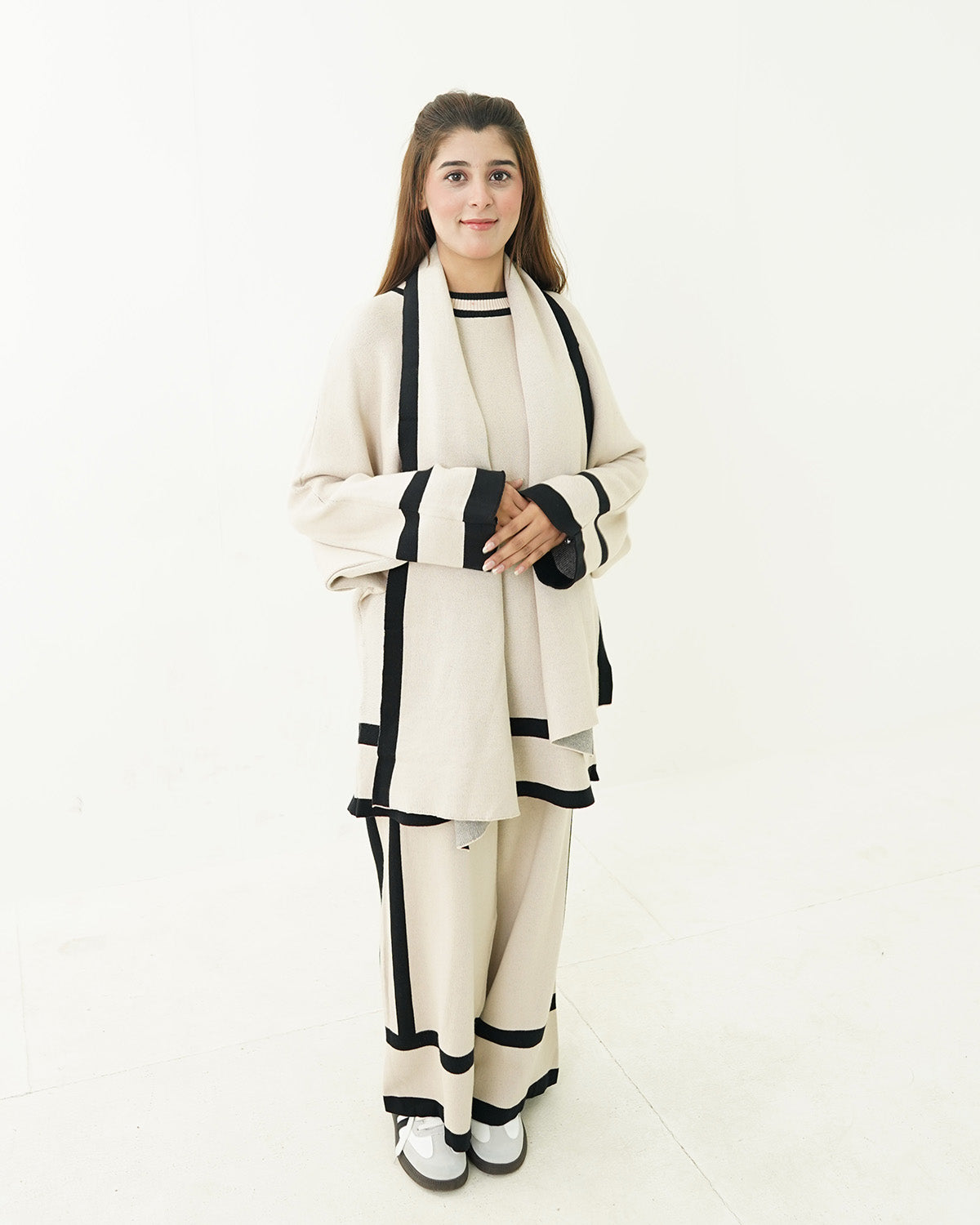 Skin Elegance 3-Piece Co-Ord Set with Black Borders