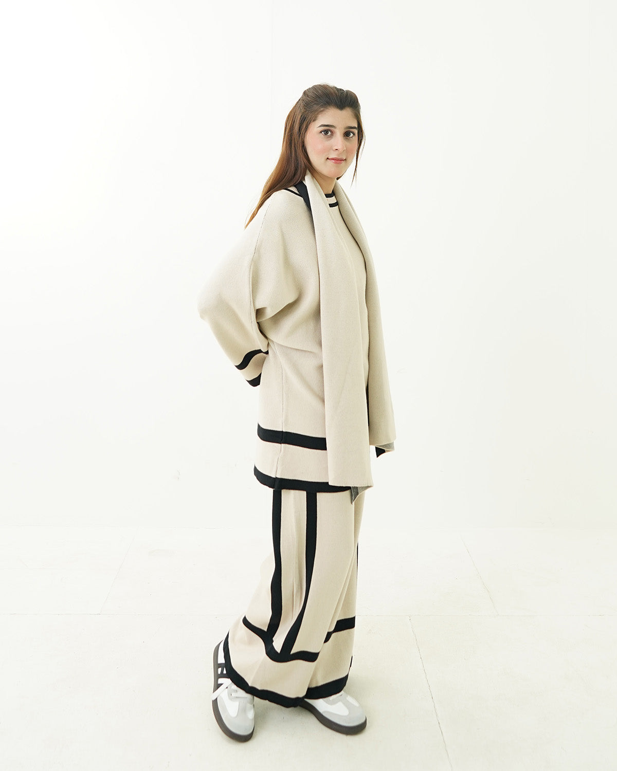 Skin Elegance 3-Piece Co-Ord Set with Black Borders